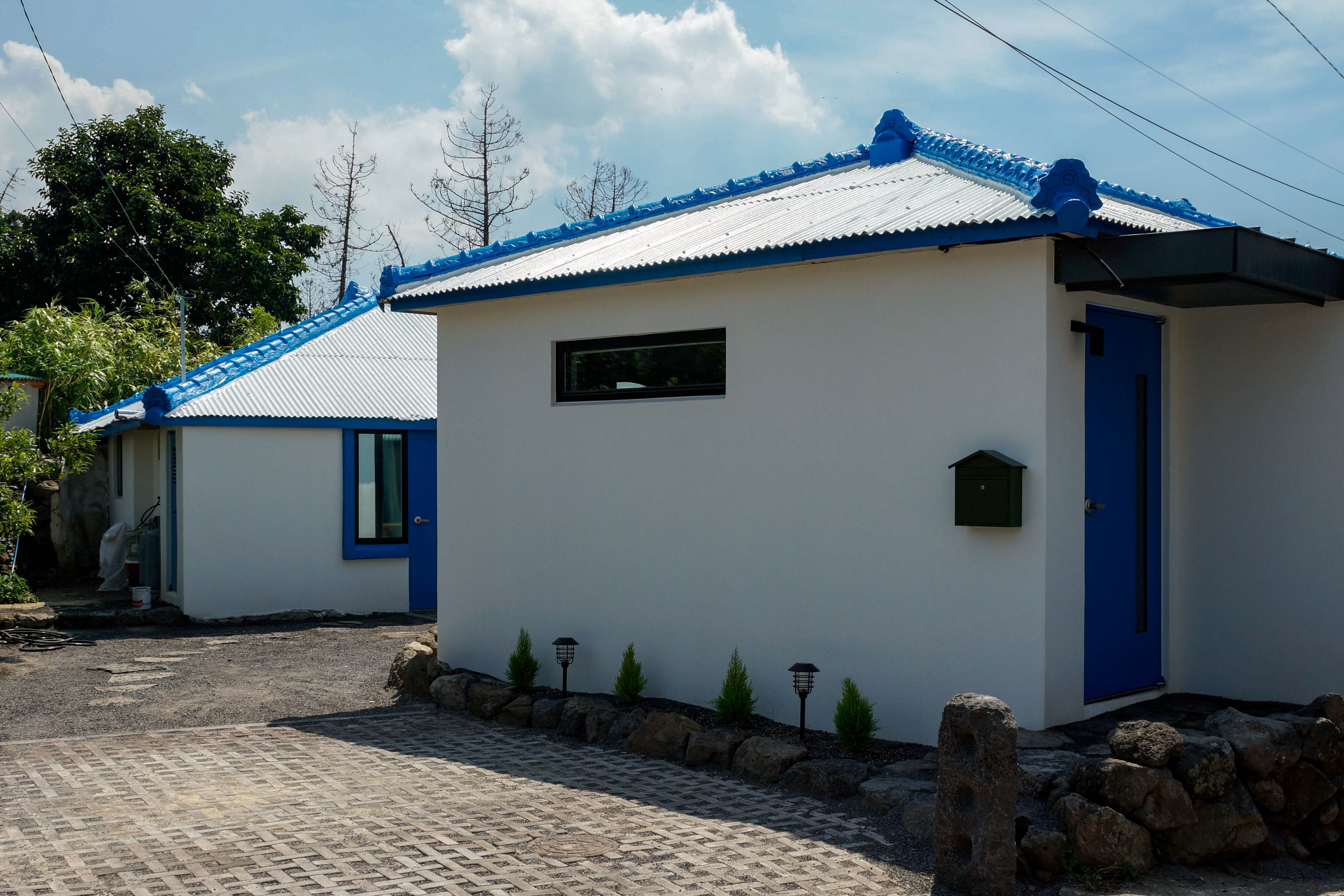 게스트하우스스테이영 — FLAT ARCHITECTS STUDIO